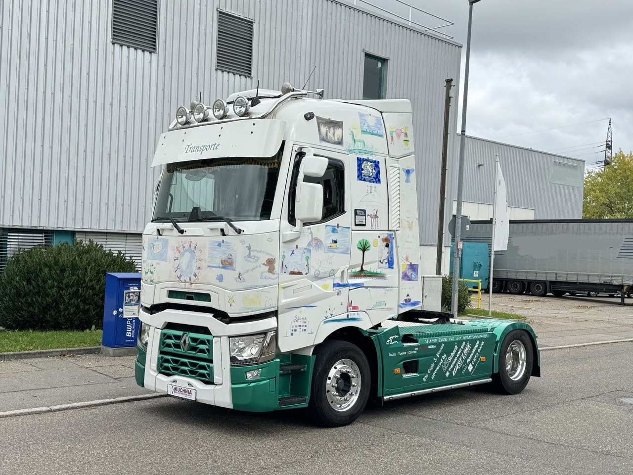 Renault T520 HIGHCAB Comfort 2-Tanks Retarder Airbrush - Sattelzugmaschine: das Bild 1 Renault T520 HIGHCAB Comfort 2-Tanks Retarder Airbrush - Sattelzugmaschine: das Bild 1