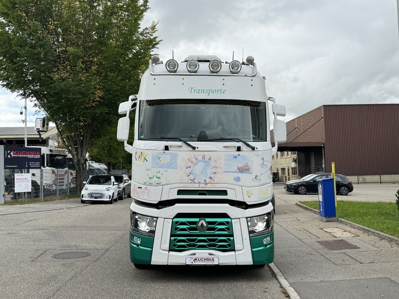 Renault T520 HIGHCAB Comfort 2-Tanks Retarder Airbrush - Sattelzugmaschine: das Bild 2 Renault T520 HIGHCAB Comfort 2-Tanks Retarder Airbrush - Sattelzugmaschine: das Bild 2