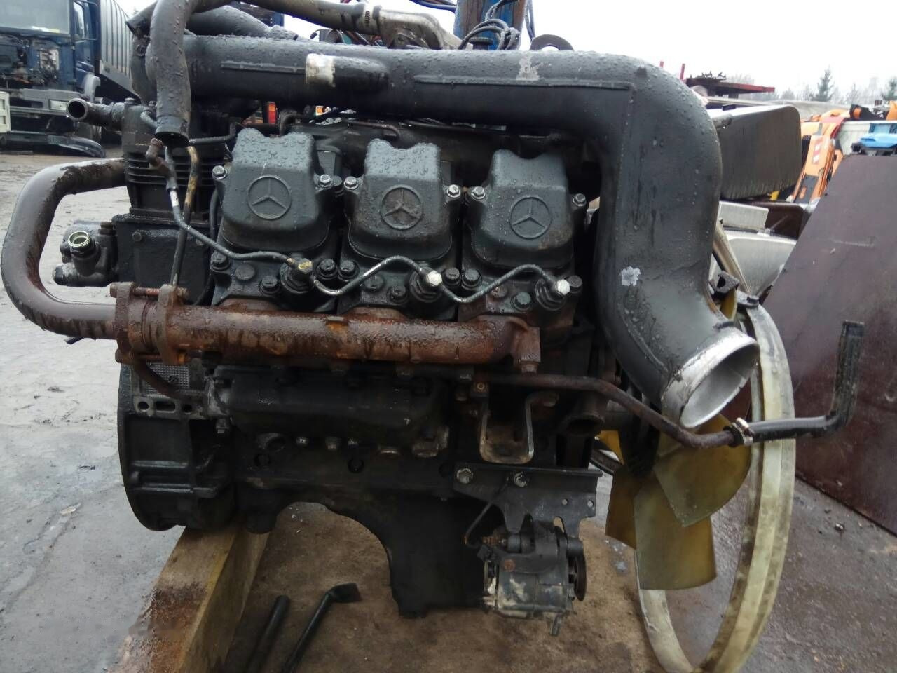 Mercedes-Benz OM401LA Mercedes-Benz - Motor für LKW: das Bild 2 Mercedes-Benz OM401LA Mercedes-Benz - Motor für LKW: das Bild 2