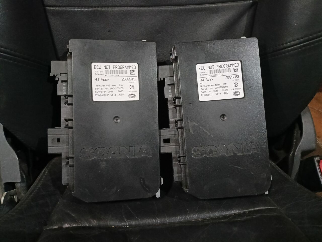 Scania G,R,S 2632613 truck - Steuergerät für LKW: das Bild 2 Scania G,R,S 2632613 truck - Steuergerät für LKW: das Bild 2