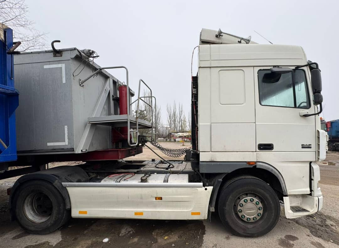 DAF XF 105 - Sattelzugmaschine: das Bild 5 DAF XF 105 - Sattelzugmaschine: das Bild 5