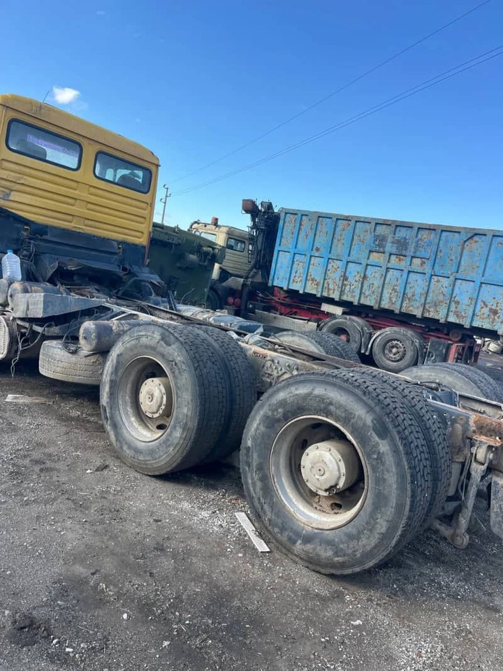 MAN 41.422 Tractor unit - Sattelzugmaschine: das Bild 5 MAN 41.422 Tractor unit - Sattelzugmaschine: das Bild 5