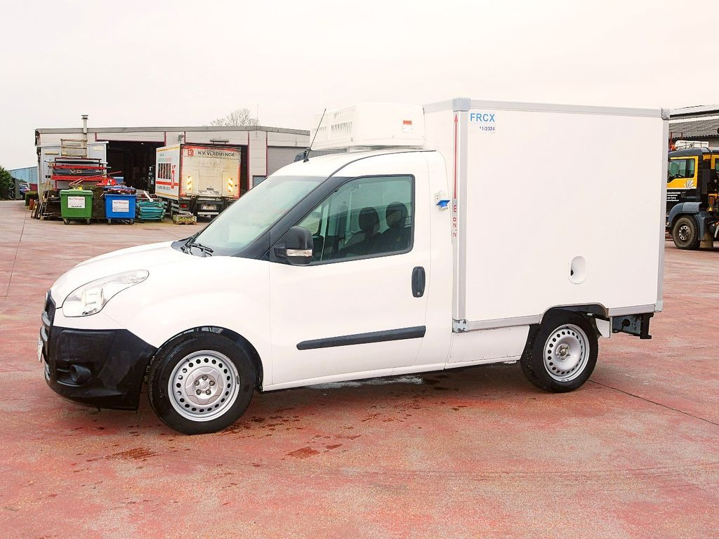 Fiat 1.3 DOBLO KUHLKOFFER RELEC FROD TR22 -20C Fiat 1.3 DOBLO KUHLKOFFER RELEC FROD TR22 -20C - Kühltransporter: das Bild 4 Fiat 1.3 DOBLO KUHLKOFFER RELEC FROD TR22 -20C Fiat 1.3 DOBLO KUHLKOFFER RELEC FROD TR22 -20C - Kühltransporter: das Bild 4