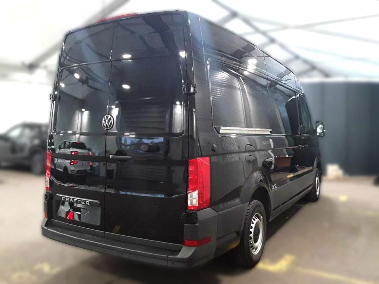 Volkswagen Crafter Kasten 35 L3H3 NAVI KLIMA DAB PDC - Kastenwagen: das Bild 2 Volkswagen Crafter Kasten 35 L3H3 NAVI KLIMA DAB PDC - Kastenwagen: das Bild 2