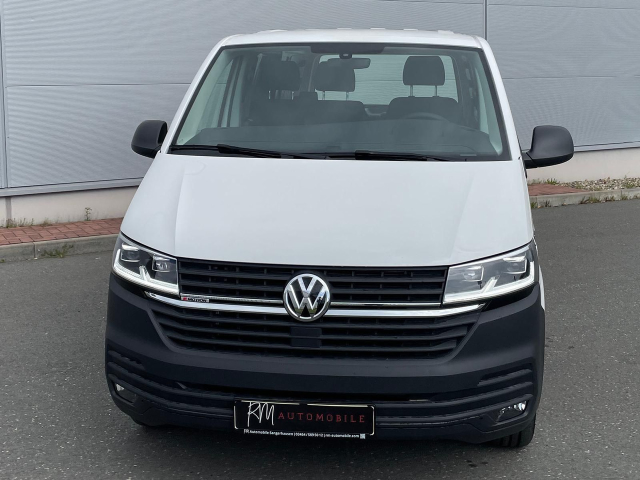 Volkswagen T6.1 Transporter Mixto lang 4M MFL LED TEMPOMAT - Kastenwagen: das Bild 4 Volkswagen T6.1 Transporter Mixto lang 4M MFL LED TEMPOMAT - Kastenwagen: das Bild 4