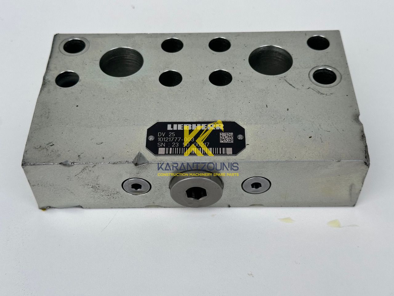 Liebherr Dämpfungsventil ID-Nr.10121777. P924 COMP, P926, R926, R916, R922, R924 COMP, R924, R926 COMP, R926, R930, R936, R946, R950 T, R960 T. #10121777.30.12## - Schwenkmotor für Bagger: das Bild 1 Liebherr Dämpfungsventil ID-Nr.10121777. P924 COMP, P926, R926, R916, R922, R924 COMP, R924, R926 COMP, R926, R930, R936, R946, R950 T, R960 T. #10121777.30.12## - Schwenkmotor für Bagger: das Bild 1