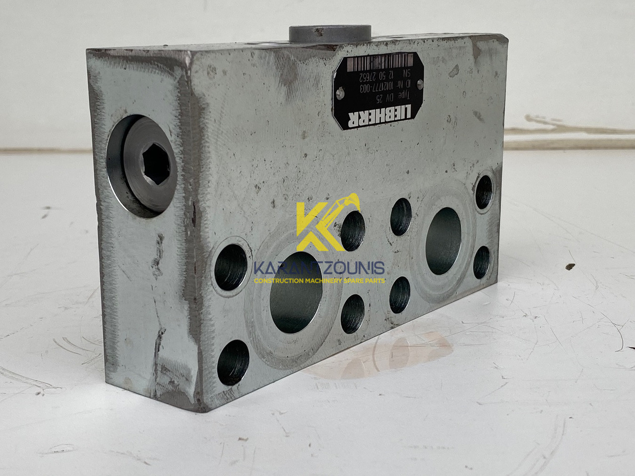 Liebherr Dämpfungsventil ID-Nr.10121777. P924 COMP, P926, R926, R916, R922, R924 COMP, R924, R926 COMP, R926, R930, R936, R946, R950 T, R960 T. #DÄ27652# - Schwenkmotor für Bagger: das Bild 4 Liebherr Dämpfungsventil ID-Nr.10121777. P924 COMP, P926, R926, R916, R922, R924 COMP, R924, R926 COMP, R926, R930, R936, R946, R950 T, R960 T. #DÄ27652# - Schwenkmotor für Bagger: das Bild 4