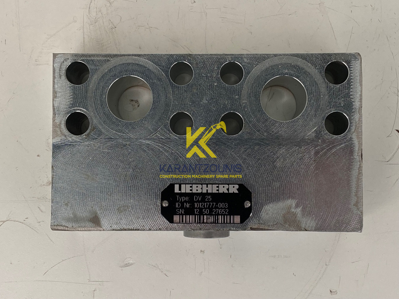 Liebherr Dämpfungsventil ID-Nr.10121777. P924 COMP, P926, R926, R916, R922, R924 COMP, R924, R926 COMP, R926, R930, R936, R946, R950 T, R960 T. #DÄ27652# - Schwenkmotor für Bagger: das Bild 2 Liebherr Dämpfungsventil ID-Nr.10121777. P924 COMP, P926, R926, R916, R922, R924 COMP, R924, R926 COMP, R926, R930, R936, R946, R950 T, R960 T. #DÄ27652# - Schwenkmotor für Bagger: das Bild 2