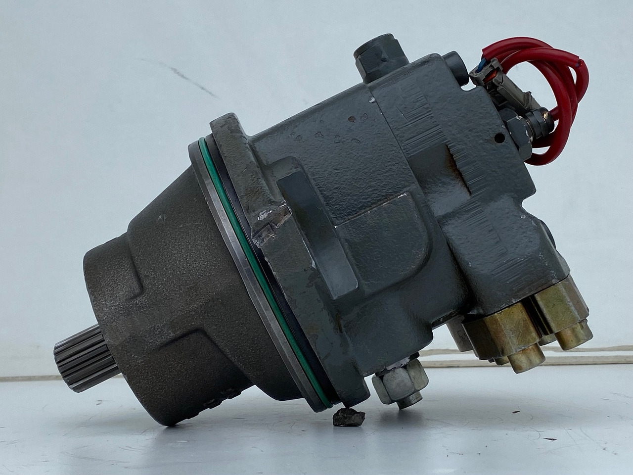 Liebherr Hydraulikeinbaumotor FMF045, ID-Nr.10132702. A924, LH30C, LH30M, LH35M, LH35MT, LH40C, LH40CP, LH40M, LH40MP, LH50CHR, LH50M, LH50MHR, LH50MT. #33179# - Hydraulikmotor für Mobilbagger: das Bild 2 Liebherr Hydraulikeinbaumotor FMF045, ID-Nr.10132702. A924, LH30C, LH30M, LH35M, LH35MT, LH40C, LH40CP, LH40M, LH40MP, LH50CHR, LH50M, LH50MHR, LH50MT. #33179# - Hydraulikmotor für Mobilbagger: das Bild 2