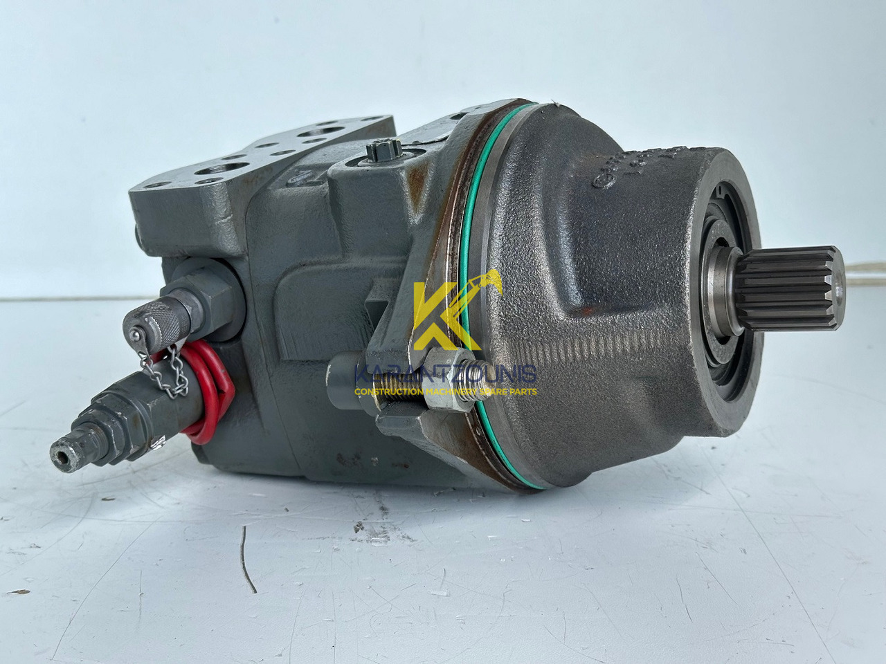 Liebherr Hydraulikeinbaumotor Typ:FMF058, ID-Nr.10122576 - ID-Nr.10145827 - ID-Nr.11371069. LOS1906, P924 COMP , R906, R906 PROTO, R916, R922, R924, R924 COMP, R926 COMP, R926 K LC. #39780# - Hydraulikmotor für Bagger: das Bild 2 Liebherr Hydraulikeinbaumotor Typ:FMF058, ID-Nr.10122576 - ID-Nr.10145827 - ID-Nr.11371069. LOS1906, P924 COMP , R906, R906 PROTO, R916, R922, R924, R924 COMP, R926 COMP, R926 K LC. #39780# - Hydraulikmotor für Bagger: das Bild 2