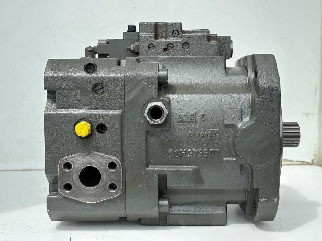 Liebherr Hydraulikverstellpumpe Typ:DPV O 165. ID-Nr.10120060 - ID-Nr.10144915. LH120 C-1103, LH120 CG-1103, LH120 M-1102. #10144915.13342# - Hydraulikpumpe für Mobilbagger: das Bild 3 Liebherr Hydraulikverstellpumpe Typ:DPV O 165. ID-Nr.10120060 - ID-Nr.10144915. LH120 C-1103, LH120 CG-1103, LH120 M-1102. #10144915.13342# - Hydraulikpumpe für Mobilbagger: das Bild 3