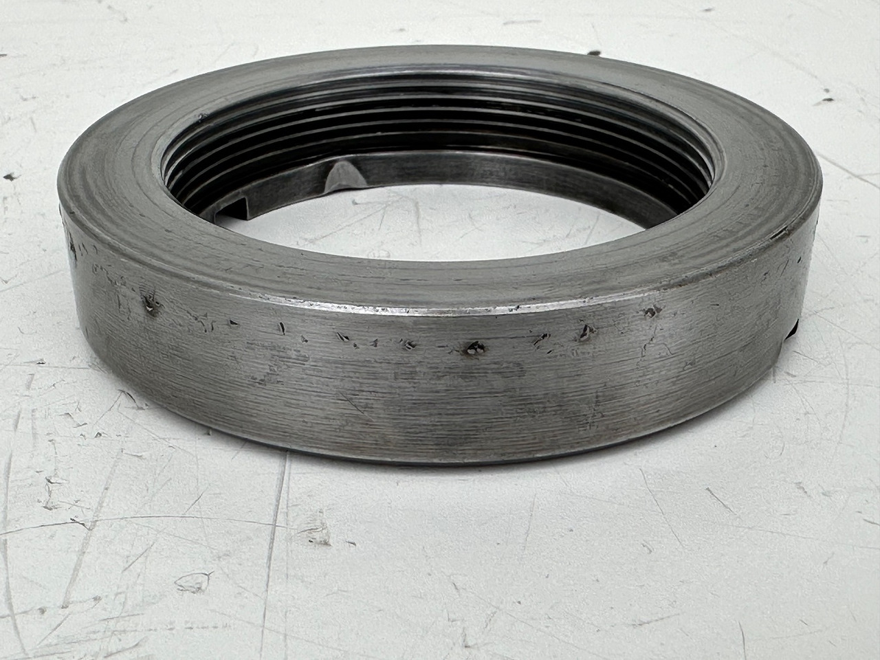 Liebherr Nutmutter ID-Nr.9441596 - ID-Nr.944159603. SAT200/277,SAT225/218,SAT225/200,SAT225/220,SAT225/228,SAT225/229,SAT225/230,SAT225/230,SAT225/240,SAT225/268,SAT250/278,SAT250A300.#944159603.GH# - Schwenkmotor für Bagger: das Bild 4 Liebherr Nutmutter ID-Nr.9441596 - ID-Nr.944159603. SAT200/277,SAT225/218,SAT225/200,SAT225/220,SAT225/228,SAT225/229,SAT225/230,SAT225/230,SAT225/240,SAT225/268,SAT250/278,SAT250A300.#944159603.GH# - Schwenkmotor für Bagger: das Bild 4