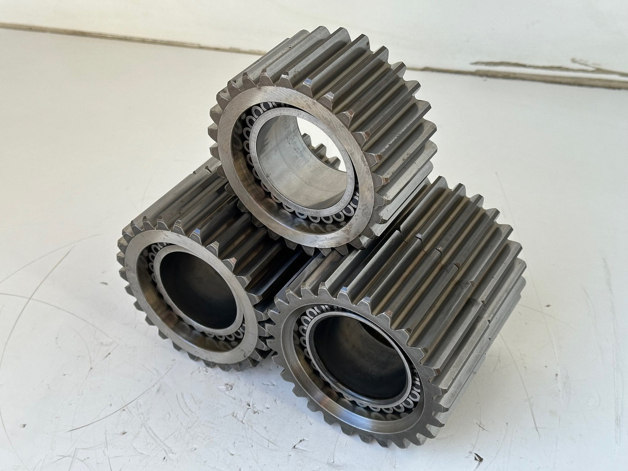 Liebherr Planetenrad ID-Nr.90024935. FAT400P112 - FAT400P130 - FAT400P139. R926, R928, R930, R934, R936, R938, R940, R944, R946, R950 T. #90024935.01.51139# - Getriebe für Baumaschine: das Bild 3 Liebherr Planetenrad ID-Nr.90024935. FAT400P112 - FAT400P130 - FAT400P139. R926, R928, R930, R934, R936, R938, R940, R944, R946, R950 T. #90024935.01.51139# - Getriebe für Baumaschine: das Bild 3