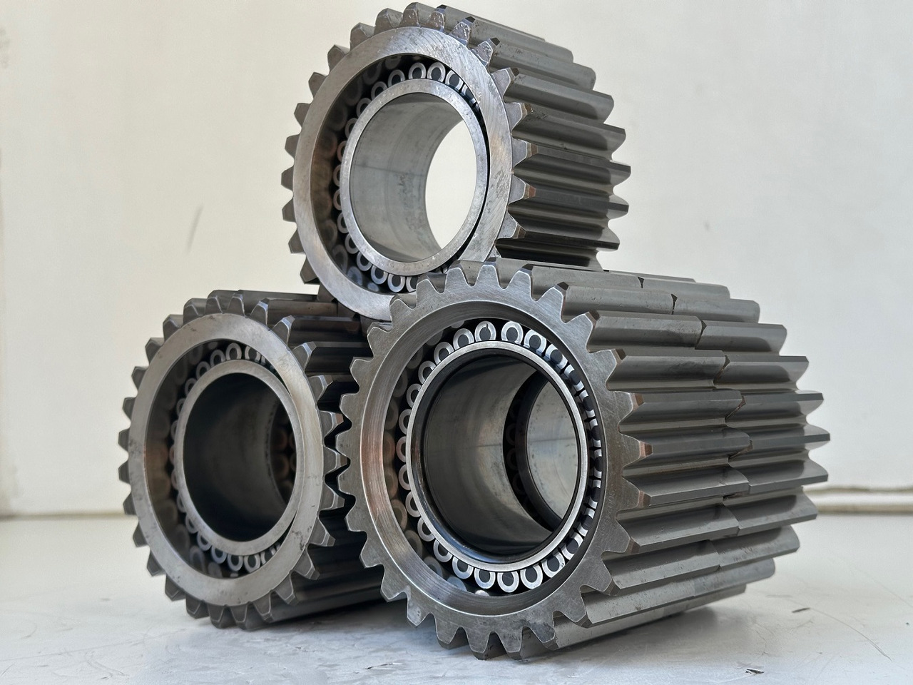 Liebherr Planetenrad ID-Nr.90024935. FAT400P112 - FAT400P130 - FAT400P139. R926, R928, R930, R934, R936, R938, R940, R944, R946, R950 T. #90024935.01.51139# - Getriebe für Baumaschine: das Bild 2 Liebherr Planetenrad ID-Nr.90024935. FAT400P112 - FAT400P130 - FAT400P139. R926, R928, R930, R934, R936, R938, R940, R944, R946, R950 T. #90024935.01.51139# - Getriebe für Baumaschine: das Bild 2