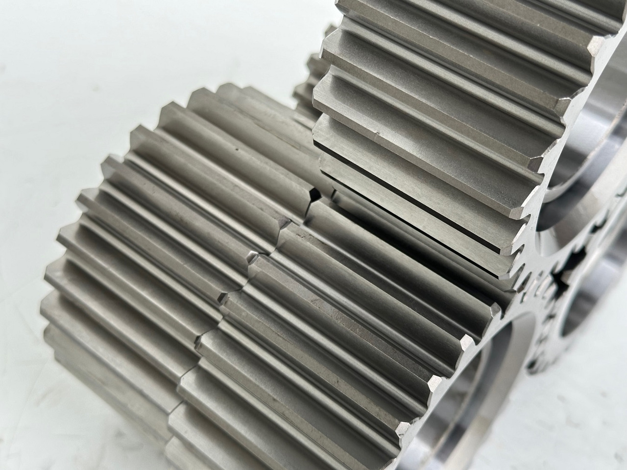 Liebherr Planetenrad ID-Nr.90024935. FAT400P112 - FAT400P130 - FAT400P139. R926, R928, R930, R934, R936, R938, R940, R944, R946, R950 T. #90024935.20.01# - Fahrantrieb für Baumaschine: das Bild 5 Liebherr Planetenrad ID-Nr.90024935. FAT400P112 - FAT400P130 - FAT400P139. R926, R928, R930, R934, R936, R938, R940, R944, R946, R950 T. #90024935.20.01# - Fahrantrieb für Baumaschine: das Bild 5