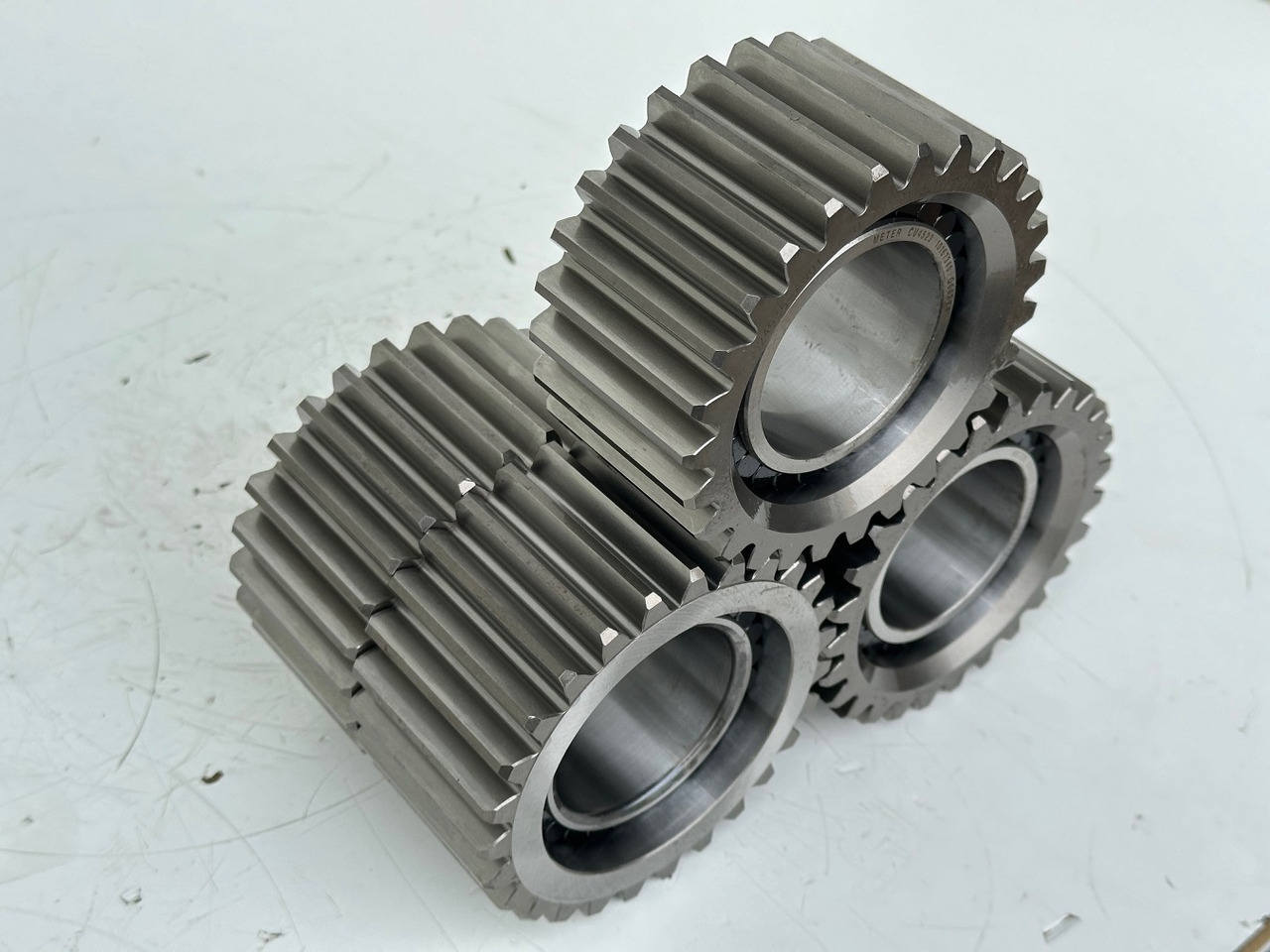 Liebherr Planetenrad ID-Nr.90024935. FAT400P112 - FAT400P130 - FAT400P139. R926, R928, R930, R934, R936, R938, R940, R944, R946, R950 T. #90024935.20.02# - Transmission für Baumaschine: das Bild 2 Liebherr Planetenrad ID-Nr.90024935. FAT400P112 - FAT400P130 - FAT400P139. R926, R928, R930, R934, R936, R938, R940, R944, R946, R950 T. #90024935.20.02# - Transmission für Baumaschine: das Bild 2