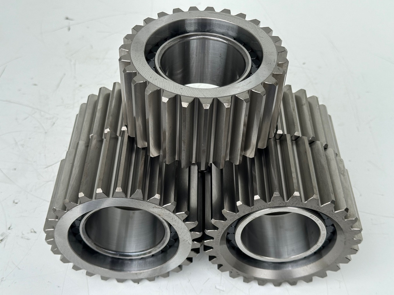 Liebherr Planetenrad ID-Nr.90024935. FAT400P112 - FAT400P130 - FAT400P139. R926, R928, R930, R934, R936, R938, R940, R944, R946, R950 T. #90024935.20.02# - Transmission für Baumaschine: das Bild 4 Liebherr Planetenrad ID-Nr.90024935. FAT400P112 - FAT400P130 - FAT400P139. R926, R928, R930, R934, R936, R938, R940, R944, R946, R950 T. #90024935.20.02# - Transmission für Baumaschine: das Bild 4