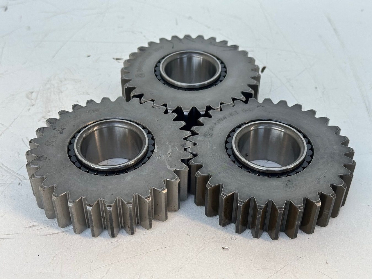 Liebherr Planetenrad ID-Nr.9442840 - ID-Nr.944284003. FAT350 - FAT350P022 - FAT350P059 - FAT350P062 - FAT350P068 - FAT350P079. LH22C, R313, R317, R900, R902, R904, R912, R914, R922, R924, R924 COMP - Fahrantrieb für Baumaschine: das Bild 2 Liebherr Planetenrad ID-Nr.9442840 - ID-Nr.944284003. FAT350 - FAT350P022 - FAT350P059 - FAT350P062 - FAT350P068 - FAT350P079. LH22C, R313, R317, R900, R902, R904, R912, R914, R922, R924, R924 COMP - Fahrantrieb für Baumaschine: das Bild 2