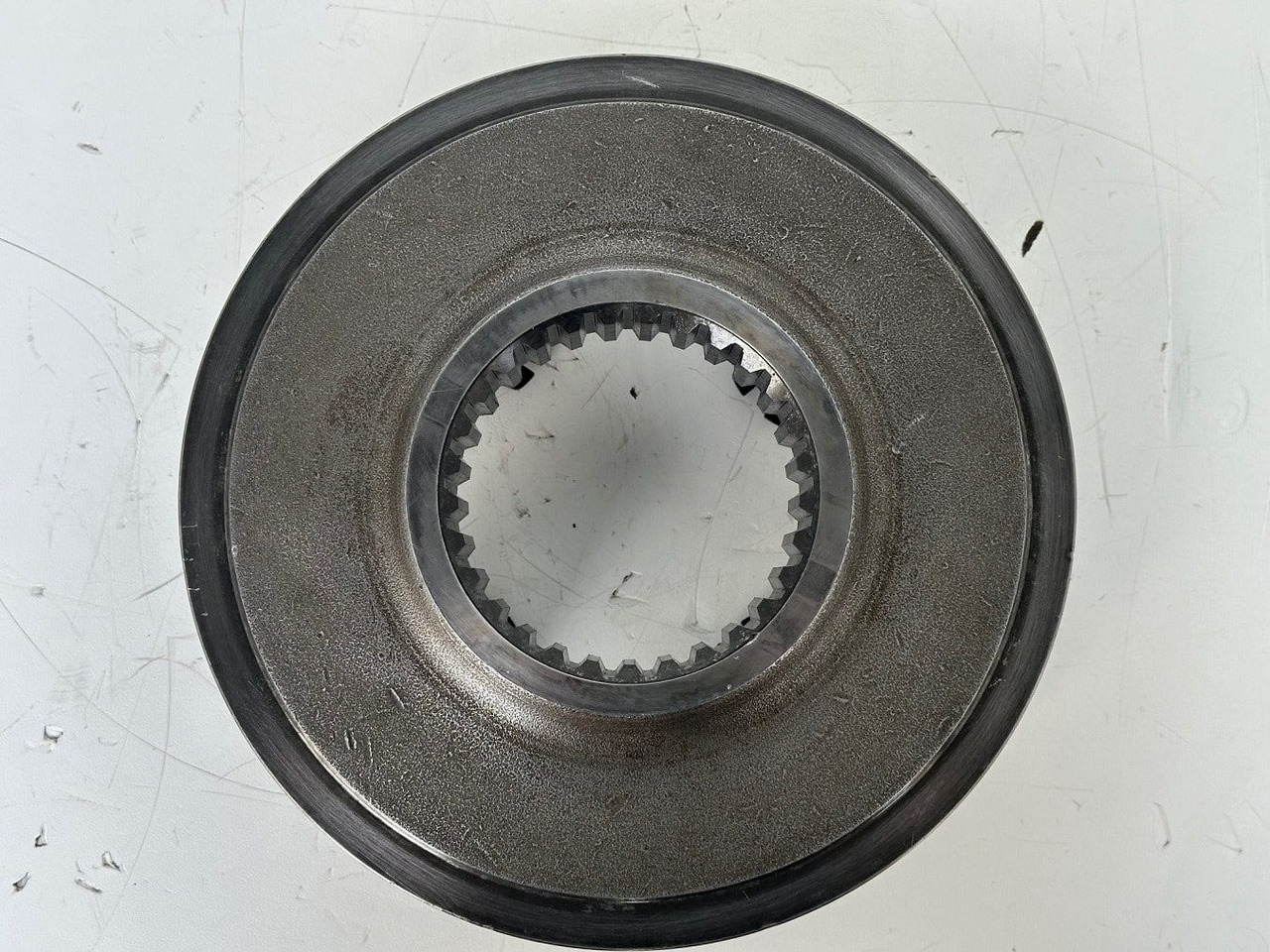 Liebherr Planetenträger ID-Nr.944306303 - ID-Nr.9443063. A924, A934, LH30, LH35, R906, R916, R922, R924, R926, R932, R934, R944. #k9079# - Getriebe für Baumaschine: das Bild 5 Liebherr Planetenträger ID-Nr.944306303 - ID-Nr.9443063. A924, A934, LH30, LH35, R906, R916, R922, R924, R926, R932, R934, R944. #k9079# - Getriebe für Baumaschine: das Bild 5