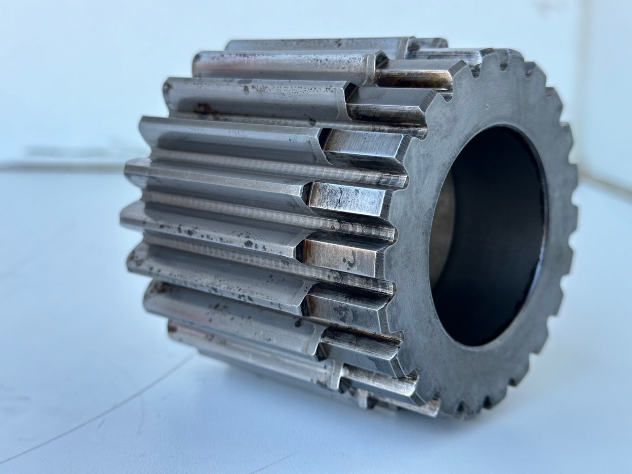 Liebherr Sonnenrad ID-Nr.90016258. FAT400P112,FAT400P130,FAT400P139,LOS1936,LOS926,R926,R928,R930,R934,R936,R938,R940,R944,R946,R950T. #90016258.06.08# - Fahrantrieb für Kettenbagger: das Bild 1 Liebherr Sonnenrad ID-Nr.90016258. FAT400P112,FAT400P130,FAT400P139,LOS1936,LOS926,R926,R928,R930,R934,R936,R938,R940,R944,R946,R950T. #90016258.06.08# - Fahrantrieb für Kettenbagger: das Bild 1