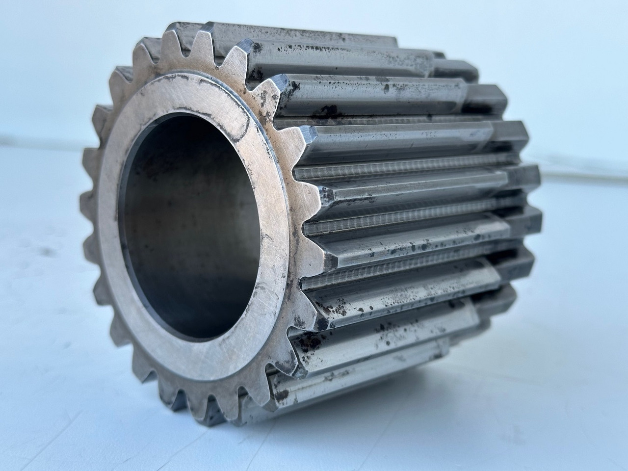 Liebherr Sonnenrad ID-Nr.90016258. FAT400P112,FAT400P130,FAT400P139,LOS1936,LOS926,R926,R928,R930,R934,R936,R938,R940,R944,R946,R950T. #90016258.06.08# - Fahrantrieb für Kettenbagger: das Bild 2 Liebherr Sonnenrad ID-Nr.90016258. FAT400P112,FAT400P130,FAT400P139,LOS1936,LOS926,R926,R928,R930,R934,R936,R938,R940,R944,R946,R950T. #90016258.06.08# - Fahrantrieb für Kettenbagger: das Bild 2