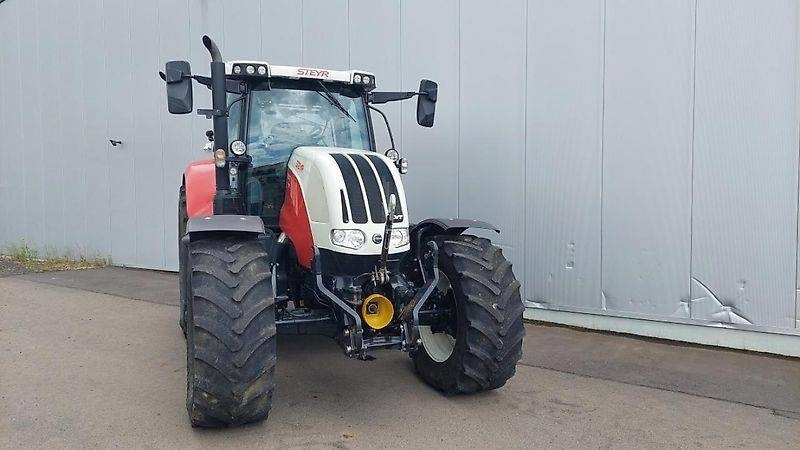 Steyr 6175 CVT - Traktor: das Bild 2 Steyr 6175 CVT - Traktor: das Bild 2