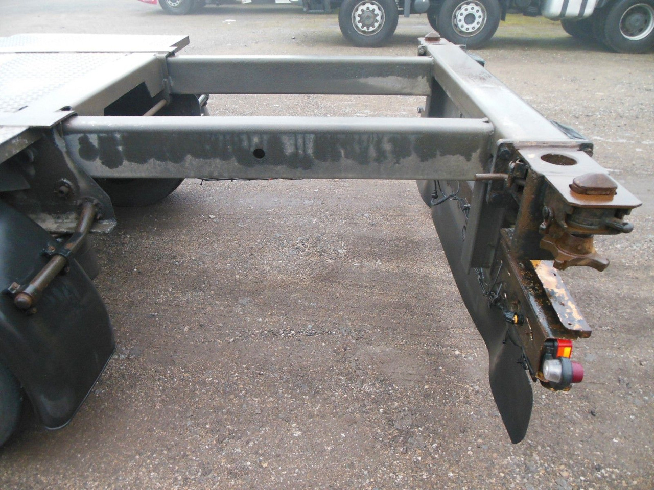 Container/ Wechselfahrgestell Auflieger Fliegl SDS 380 GOOSENECK, BPW: das Bild 9 Container/ Wechselfahrgestell Auflieger Fliegl SDS 380 GOOSENECK, BPW: das Bild 9