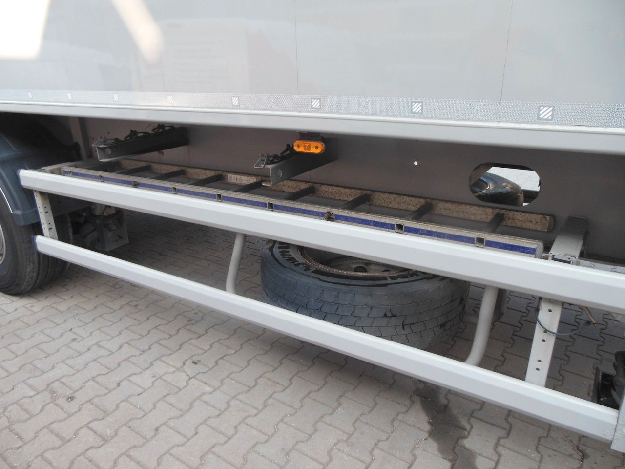 Kipper Auflieger Stas S300CX, 49m3, ADR, 9 TONE ACHSEN,WIE NEUE-TOP!!!: das Bild 13