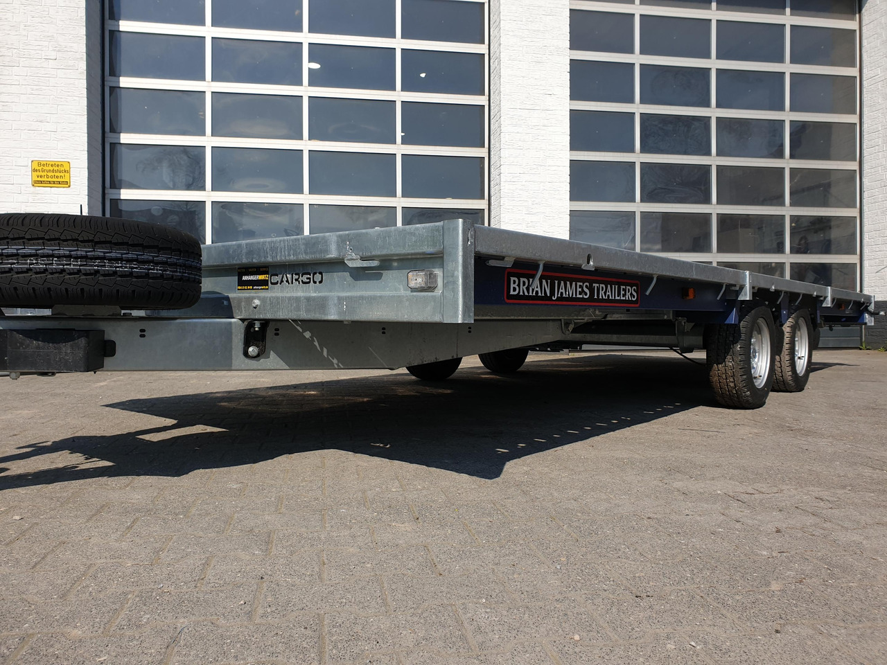 Brian James Trailer CarGO Connect 550x225cm Plateau Tandem 12" 3500kg Abverkauf 22 - Pritschenanhänger/ Plattformanhänger: das Bild 3 Brian James Trailer CarGO Connect 550x225cm Plateau Tandem 12" 3500kg Abverkauf 22 - Pritschenanhänger/ Plattformanhänger: das Bild 3