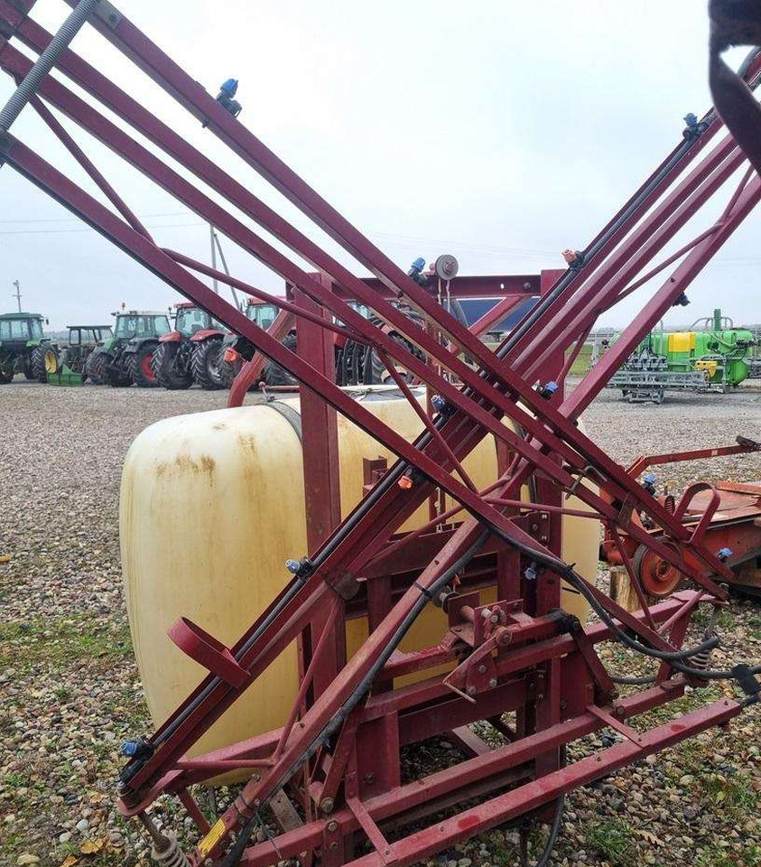 Hardi 850 - Pflanzenschutzspritze: das Bild 1 Hardi 850 - Pflanzenschutzspritze: das Bild 1