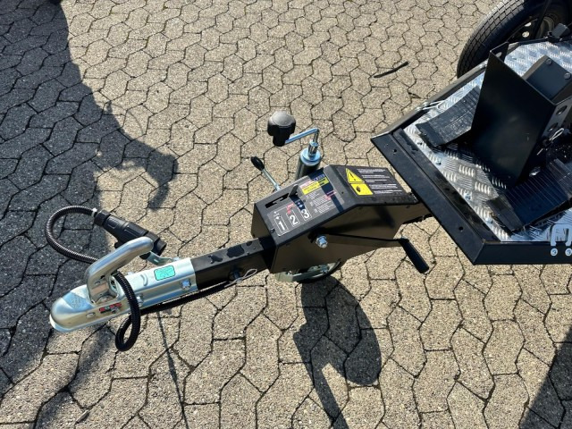 Lorries Motorradanhänger MT-1, 0,75 to. 245 x 99 cm, absenkbar - Motorradanhänger: das Bild 3 Lorries Motorradanhänger MT-1, 0,75 to. 245 x 99 cm, absenkbar - Motorradanhänger: das Bild 3