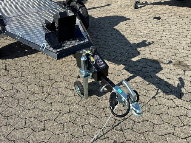 Lorries Motorradanhänger MT-1, 0,75 to. 245 x 99 cm, absenkbar - Motorradanhänger: das Bild 2 Lorries Motorradanhänger MT-1, 0,75 to. 245 x 99 cm, absenkbar - Motorradanhänger: das Bild 2