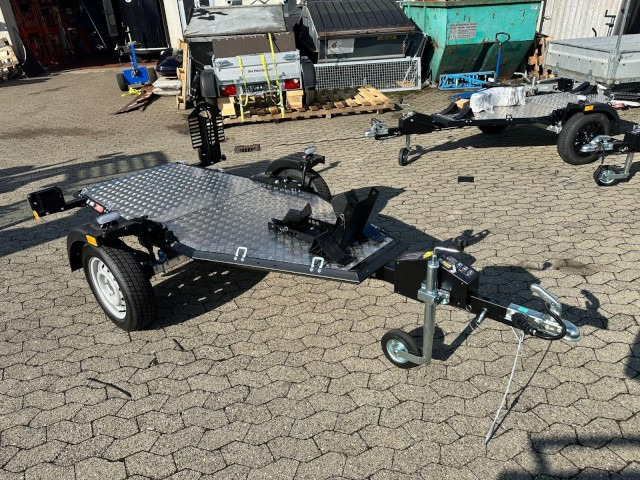 Lorries Motorradanhänger MT-1, 0,75 to. 245 x 99 cm, absenkbar - Motorradanhänger: das Bild 1 Lorries Motorradanhänger MT-1, 0,75 to. 245 x 99 cm, absenkbar - Motorradanhänger: das Bild 1