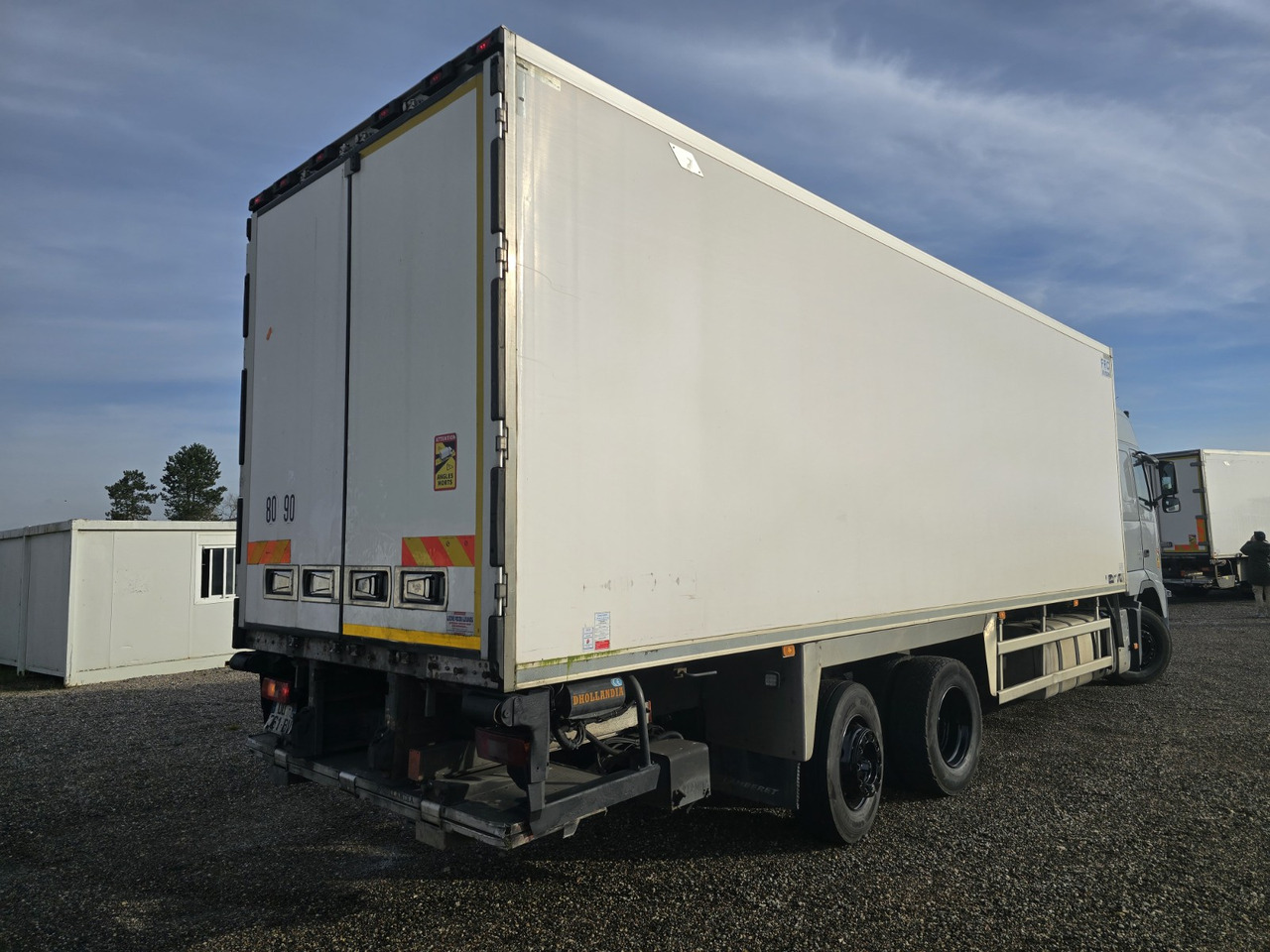 VOLVO FH500 - EEV - 6x2 - Steering Axle - Frigo - Meat Rail - Kühlkoffer LKW: das Bild 5 VOLVO FH500 - EEV - 6x2 - Steering Axle - Frigo - Meat Rail - Kühlkoffer LKW: das Bild 5
