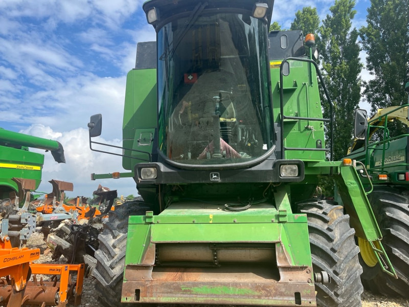 John Deere 1177 - Mähdrescher: das Bild 2 John Deere 1177 - Mähdrescher: das Bild 2