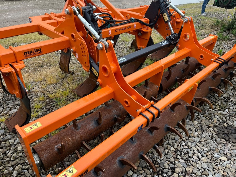 Ma/ag COMBILAM 30/8 - Tiefenlockerer: das Bild 4 Ma/ag COMBILAM 30/8 - Tiefenlockerer: das Bild 4