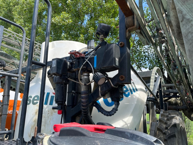 Toselli Marvel PLUS 3000 - Anhängespritze: das Bild 5 Toselli Marvel PLUS 3000 - Anhängespritze: das Bild 5