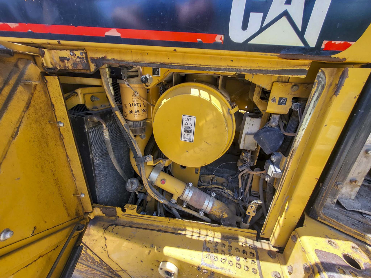 Bulldozer/ Planierraupe CATERPILLAR D6R: das Bild 20 Bulldozer/ Planierraupe CATERPILLAR D6R: das Bild 20