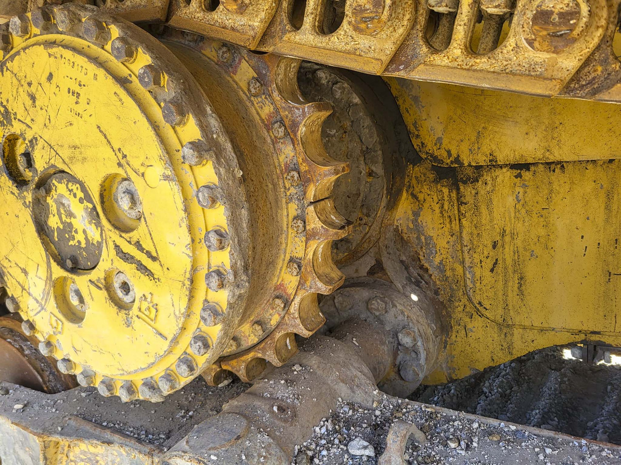 Bulldozer/ Planierraupe CATERPILLAR D6R: das Bild 17 Bulldozer/ Planierraupe CATERPILLAR D6R: das Bild 17