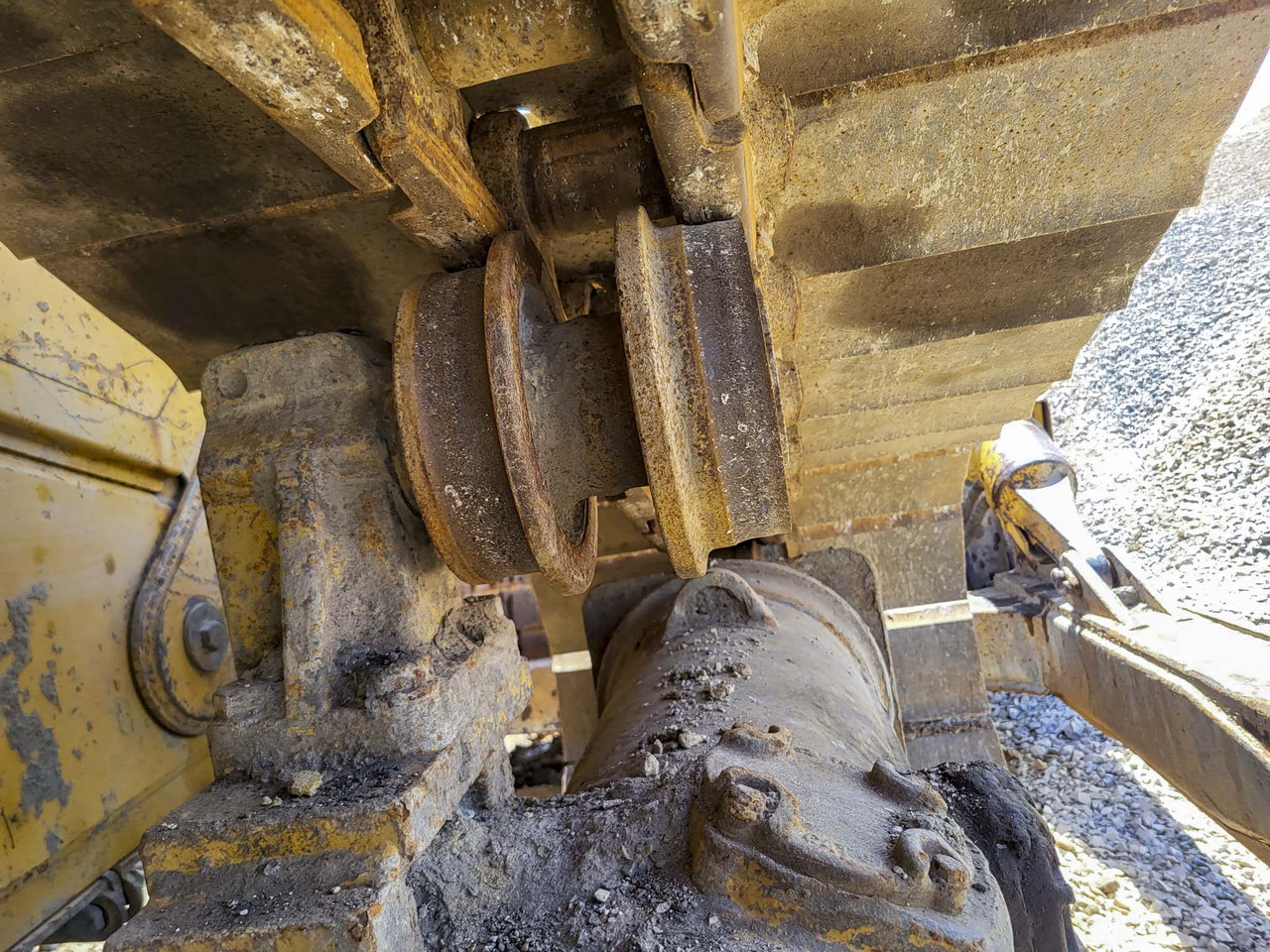 Bulldozer/ Planierraupe CATERPILLAR D6R: das Bild 15 Bulldozer/ Planierraupe CATERPILLAR D6R: das Bild 15