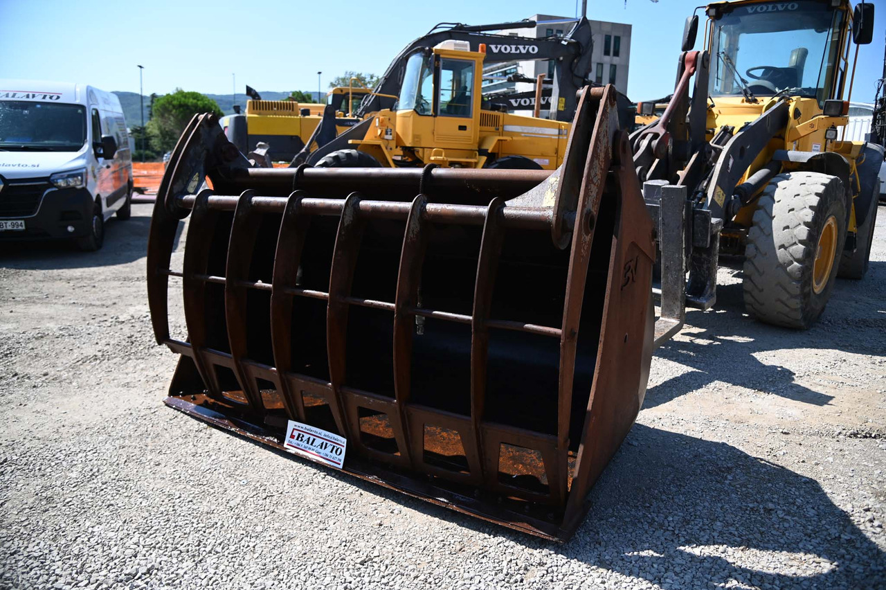 TREVI BENNE loader bucket 2500 mm - Ladeschaufel: das Bild 2 TREVI BENNE loader bucket 2500 mm - Ladeschaufel: das Bild 2