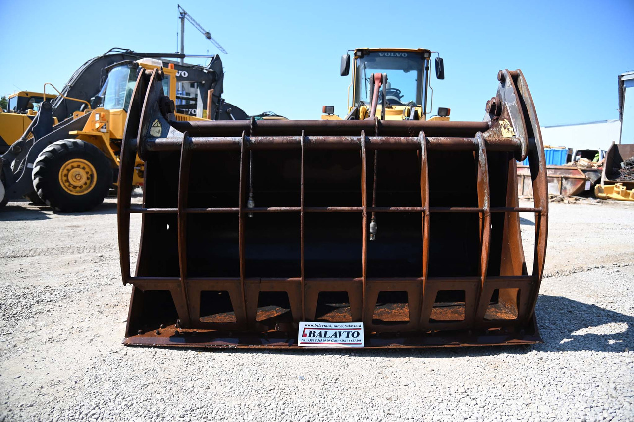 TREVI BENNE loader bucket 2500 mm - Ladeschaufel: das Bild 1 TREVI BENNE loader bucket 2500 mm - Ladeschaufel: das Bild 1