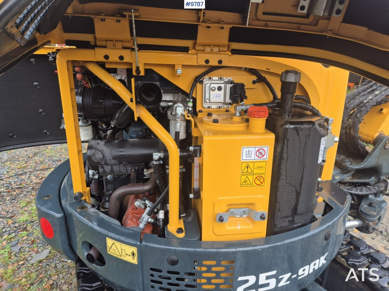 Hyundai 25Z-9AK mini excavator with tiltrotator and attachments - Minibagger: das Bild 5 Hyundai 25Z-9AK mini excavator with tiltrotator and attachments - Minibagger: das Bild 5