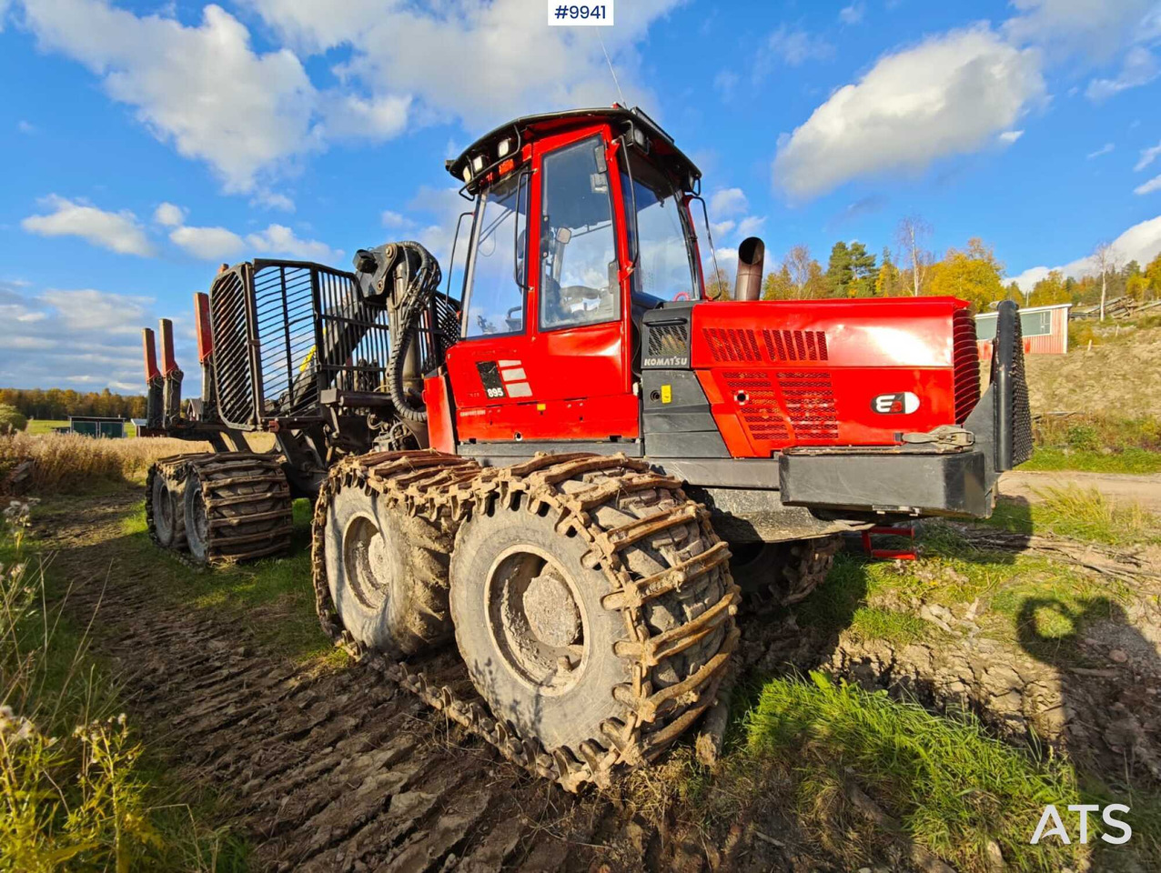 Komatsu 895 Forwarder (VIDEO) - Forwarder: das Bild 1 Komatsu 895 Forwarder (VIDEO) - Forwarder: das Bild 1