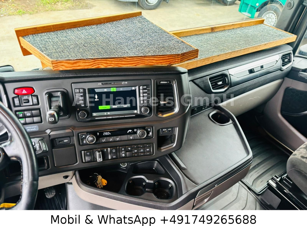 Containerwagen/ Wechselfahrgestell LKW Scania S450 HighLine LL 6x2 BDF*Retarder/AHK/2xTank/ACC: das Bild 25 Containerwagen/ Wechselfahrgestell LKW Scania S450 HighLine LL 6x2 BDF*Retarder/AHK/2xTank/ACC: das Bild 25