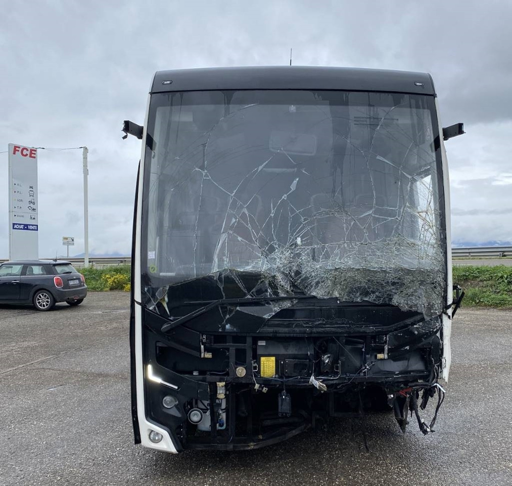 Otokar ULYSO-T Cummins e6/316Ps endommagé - Überlandbus: das Bild 2 Otokar ULYSO-T Cummins e6/316Ps endommagé - Überlandbus: das Bild 2