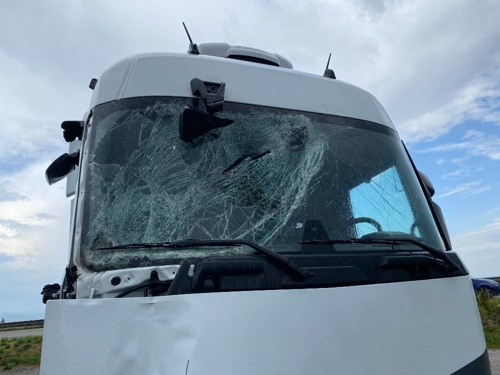 Sattelzugmaschine Renault T480 Dti13 / New Model 2024 endommagé: das Bild 10 Sattelzugmaschine Renault T480 Dti13 / New Model 2024 endommagé: das Bild 10