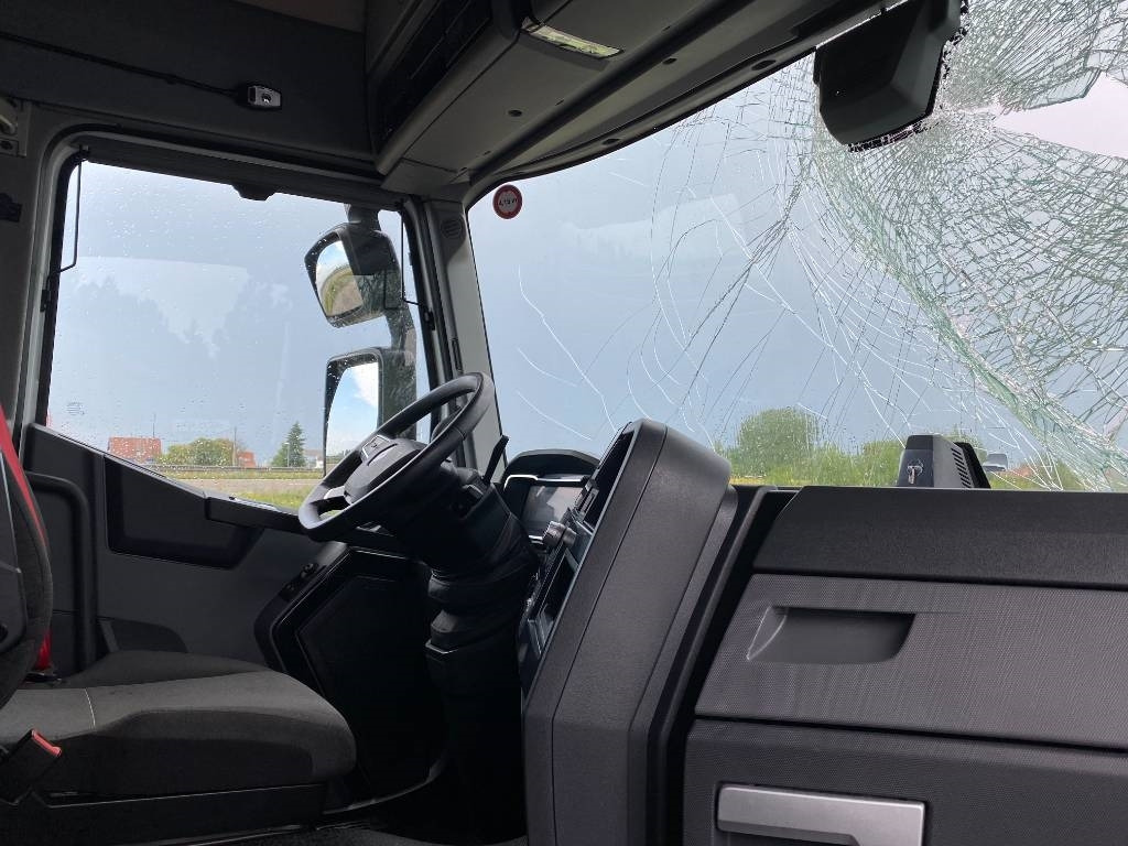 Sattelzugmaschine Renault T480 Dti13 / New Model 2024 endommagé: das Bild 17 Sattelzugmaschine Renault T480 Dti13 / New Model 2024 endommagé: das Bild 17