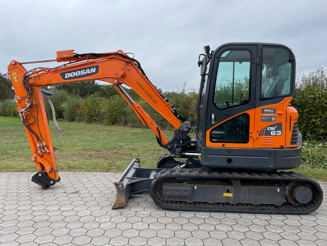 Doosan DX63-3 - Minibagger: das Bild 3 Doosan DX63-3 - Minibagger: das Bild 3