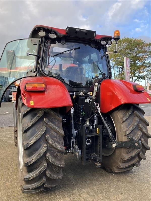 Case IH Maxxum 125 - Traktor: das Bild 2 Case IH Maxxum 125 - Traktor: das Bild 2